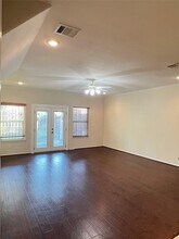 12121 Dashwood Dr in Houston, TX - Foto de edificio - Building Photo