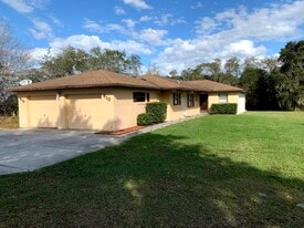 818 Placid Lakes Blvd in Lake Placid, FL - Building Photo