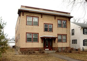 14349 Ashland Ave in St. Paul, MN - Building Photo