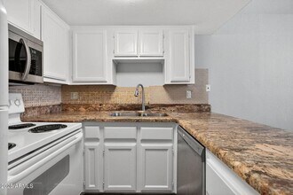 21622 N 23rd Ave in Phoenix, AZ - Building Photo - Building Photo