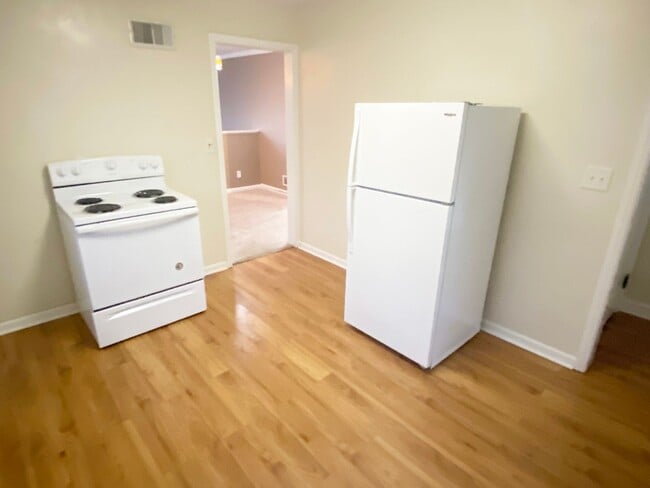 1101 W Rosecrans St in Wausau, WI - Building Photo - Building Photo