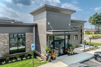 The Retreat at Canal Apartments in Canal Winchester, OH - Building Photo - Building Photo