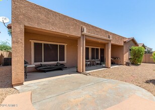 16021 W Becker Ln in Surprise, AZ - Building Photo - Building Photo