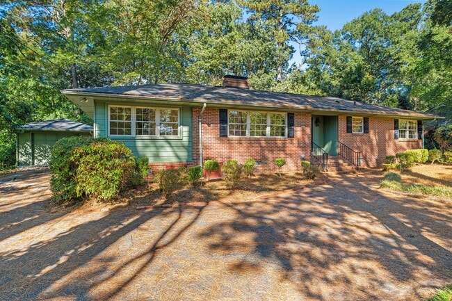 property at 3106 Dixon Rd