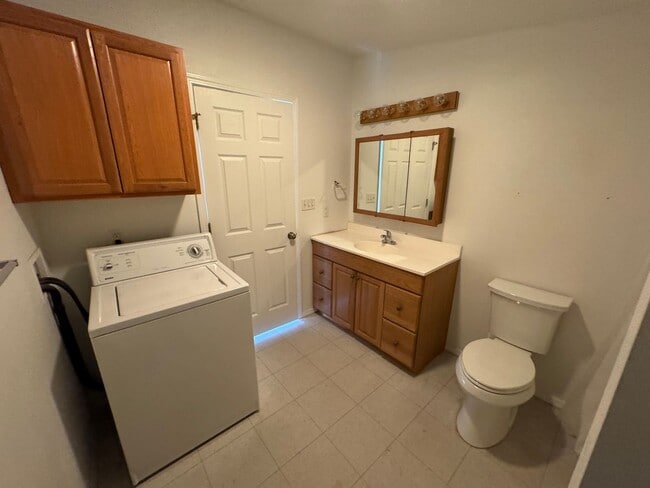 5800 E Beaver Ave in Wasilla, AK - Building Photo - Building Photo