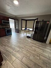 1447 Lakeland Ave, Unit Down in Lakewood, OH - Building Photo - Building Photo