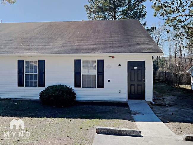 property at 1182 Pinedale Cir NW