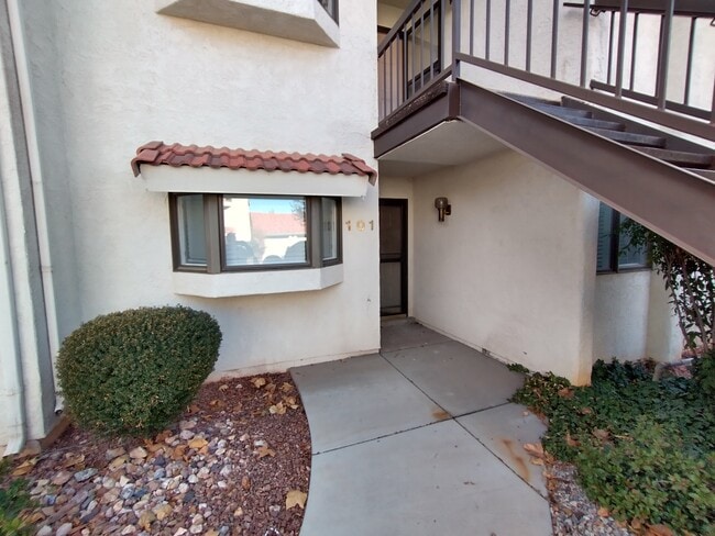 property at 275 S Valley View Dr