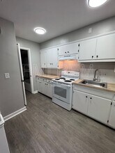 128 S Miller Rd in Fairlawn, OH - Building Photo - Building Photo