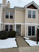 3107 Whispering Hills Dr in Chester, NY - Building Photo
