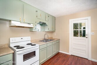 13714 S Blakely Ln in Louisville, KY - Building Photo - Building Photo