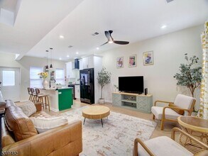 16 Eagles St in Newark, NJ - Building Photo - Building Photo