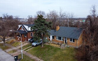 8456 Lowell St in St. Louis, MO - Building Photo