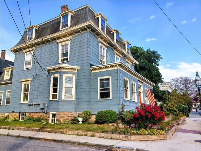 property at 106 Touro St
