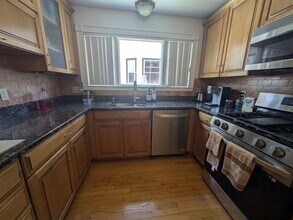 18 Clyde Rd in Watertown, MA - Building Photo - Building Photo