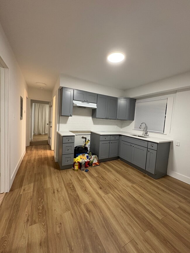 193 Jerome Ave, Unit 1st floor