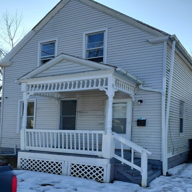 property at 1114 E 77th St