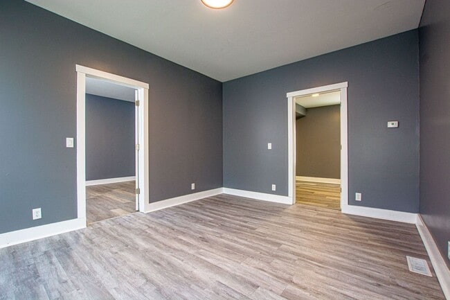 2523 Ames Ave in Omaha, NE - Building Photo - Building Photo