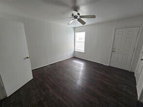 7030 Fair Oaks Ave in Dallas, TX - Building Photo - Building Photo