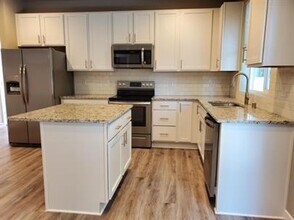 6912 Liberty Ln in Tumwater, WA - Building Photo - Building Photo