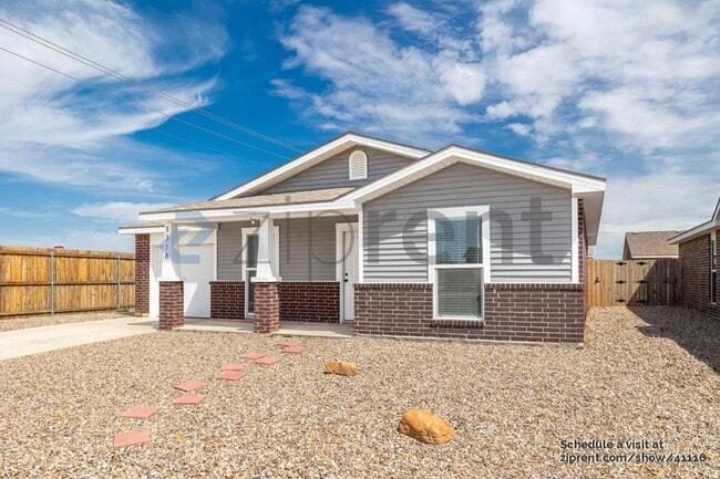 1318 E 93rd St in Odessa, TX - Building Photo - Building Photo