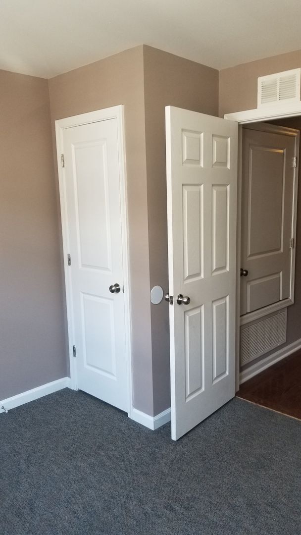 property at 1949 N Gratz St