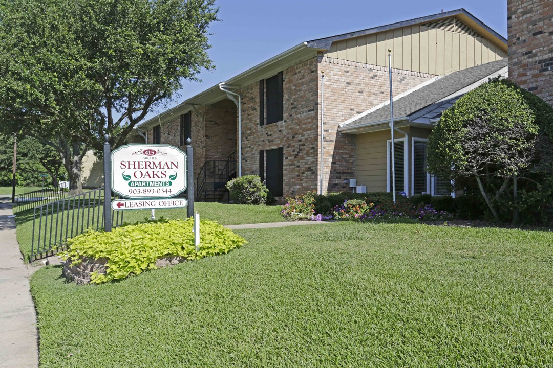 Archer Village Apartments in Sherman, TX - Building Photo