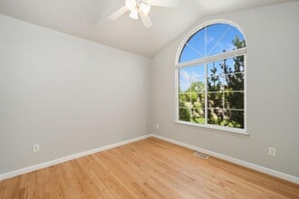 101 Whitney Bay in Windsor, CO - Building Photo - Building Photo