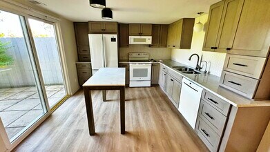 2122 S Victor St in Aurora, CO - Building Photo - Building Photo