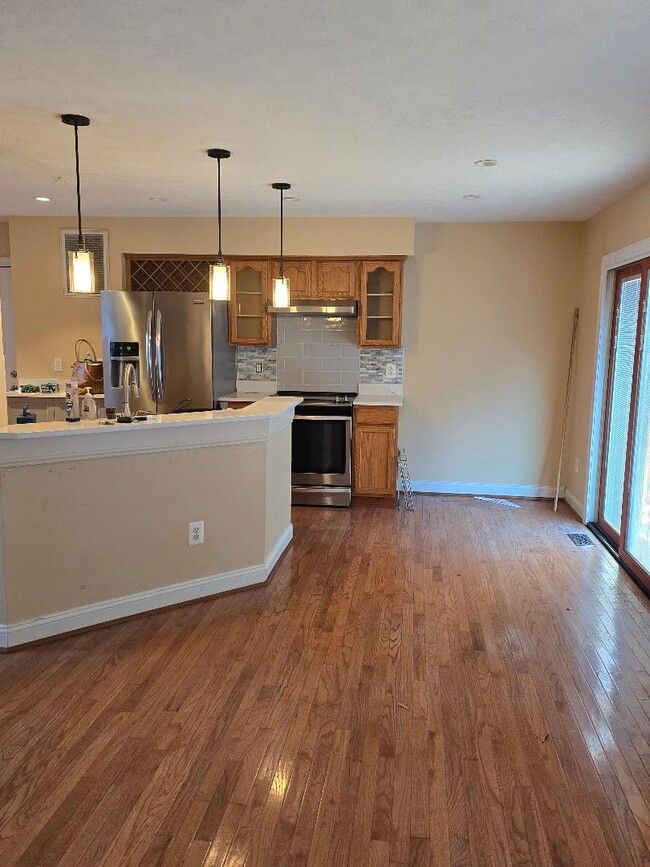 21966 Springwood Ct in Lexington Park, MD - Building Photo - Building Photo