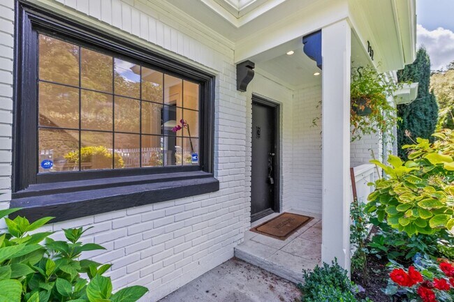 732 36th Ave in Seattle, WA - Building Photo - Building Photo