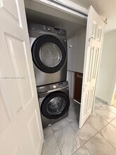 3253 NW 102nd Terrace in Coral Springs, FL - Building Photo - Building Photo