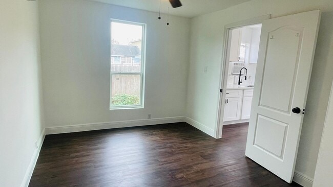 413 N Live Oak St in Houston, TX - Building Photo - Building Photo