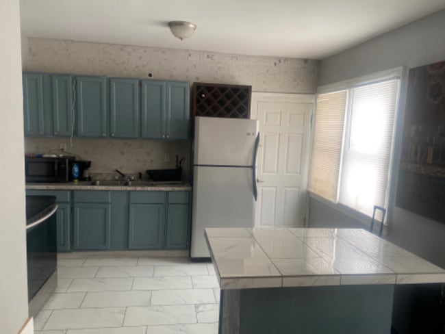 2749 Carter St in Detroit, MI - Building Photo - Building Photo