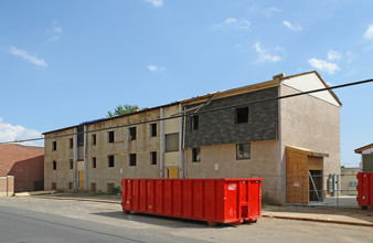 Clayton Court Apartments in Wilmington, DE - Building Photo - Building Photo