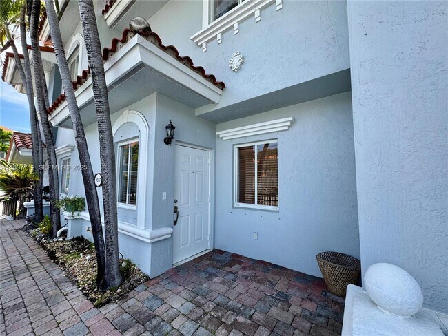 11667 NE 18th Dr in North Miami, FL - Building Photo - Building Photo