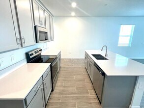 2489 Relaxing Ln in Kissimmee, FL - Building Photo - Building Photo