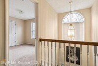 513 Crimson Ridge Dr photo'