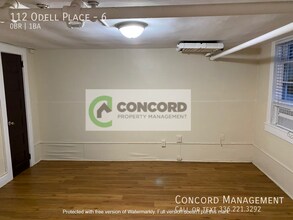 112 Odell Pl in Greensboro, NC - Foto de edificio - Building Photo