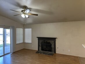 8319 Bridgeport Dr in Hilmar, CA - Building Photo - Building Photo