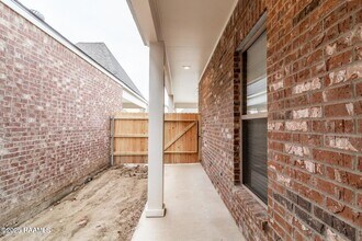 108 Millie Park Dr in Lafayette, LA - Foto de edificio - Building Photo