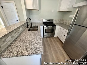 506 Antoinette Dr in San Antonio, TX - Building Photo - Building Photo