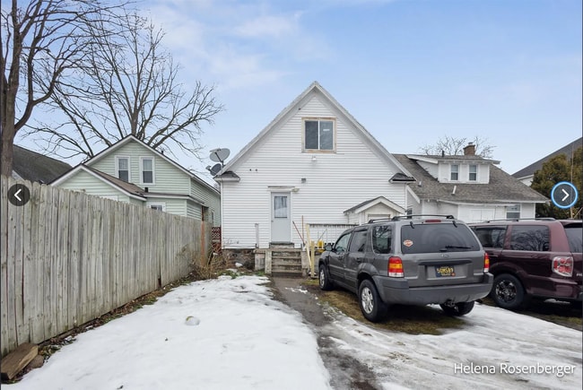 908 1st St NW, Unit 1