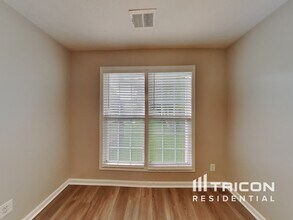 3508 Oak Creek Dr in Clarksville, TN - Building Photo - Building Photo