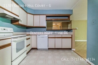 11709 Karbon Hill Ct in Reston, VA - Building Photo - Building Photo