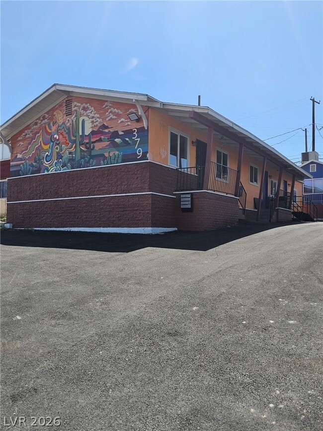 property at 379 N 15th St