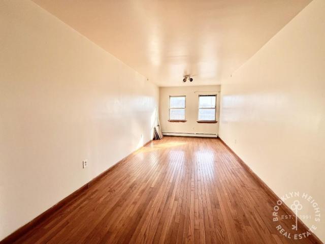 175A Chauncey St in Brooklyn, NY - Building Photo