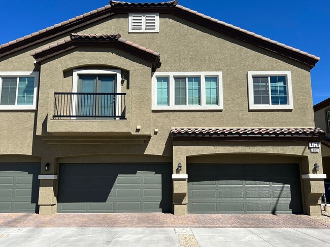4720 Flower Moon Ave in North Las Vegas, NV - Building Photo - Building Photo