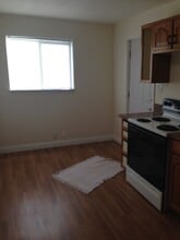 935 Hayes N Ave, Unit D in Pocatello, ID - Foto de edificio - Building Photo