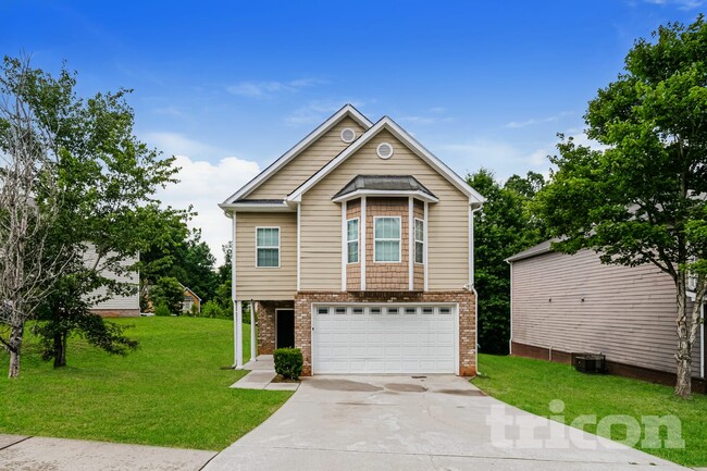 property at 4286 Traipse Path